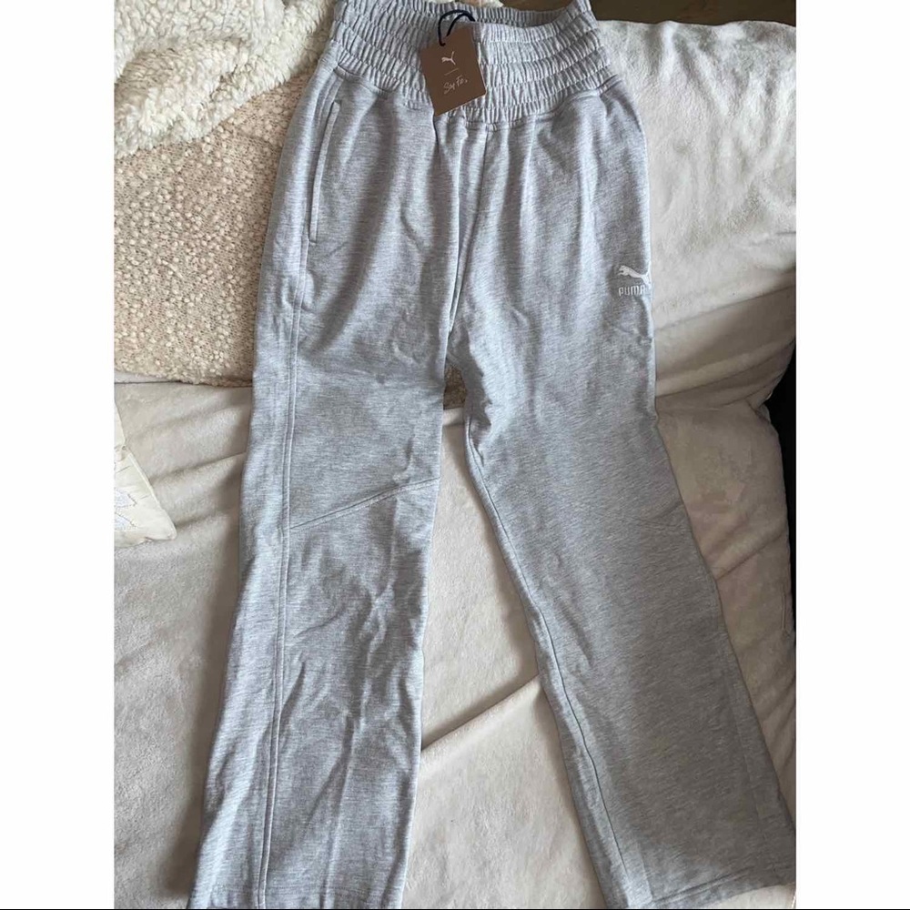 NWT Vintage Puma High Waisted Wide Leg Sweatpants